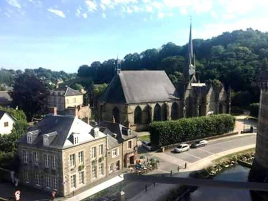 House At The Foot Of The Castle Of Fougeres Villa Eksteriør bilde